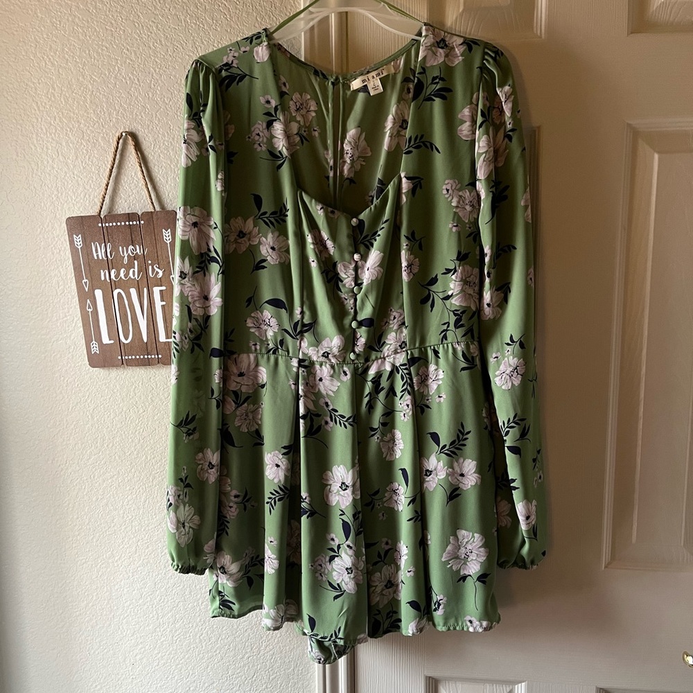 Francesca’s Romper